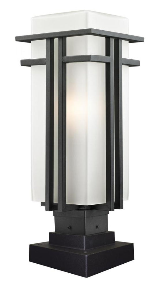 1 Light Outdoor Pier Mounted Fixture | 549PHB-SQPM-BK