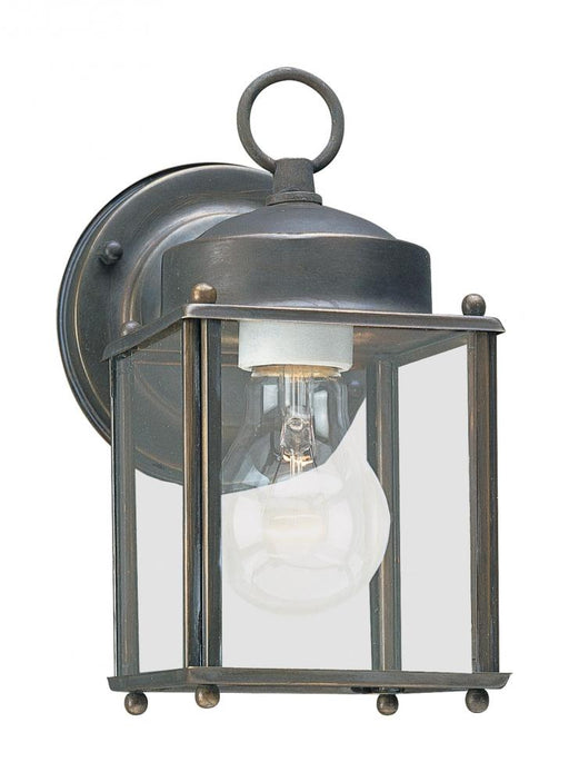 Generation Lighting New Castle traditional 1-light outdoor exterior wall lantern sconce in antique bronze finish with cl