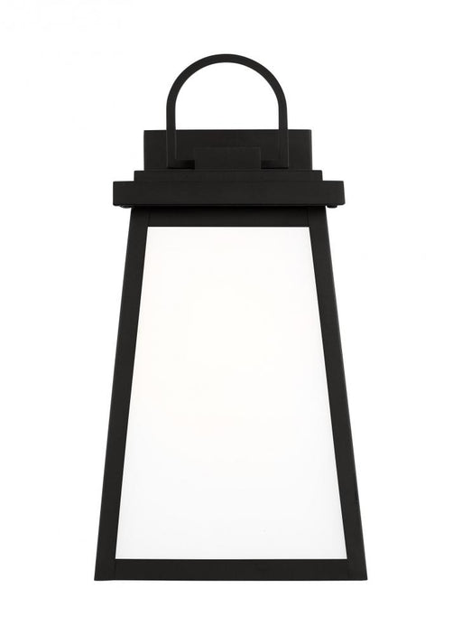 Visual Comfort & Co. Studio Collection Founders modern 1-light LED outdoor exterior medium wall lantern sconce in black finish with clear g