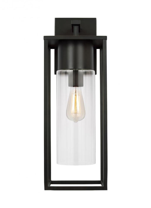 Vado Extra Large One Light Outdoor Wall Lantern | 8831101-71