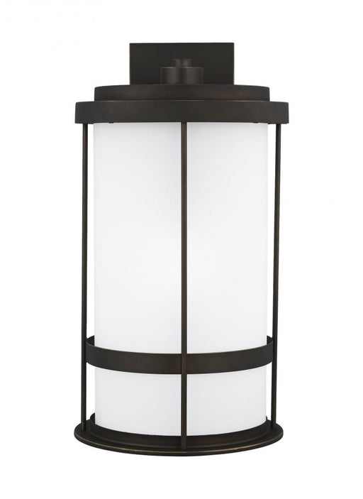 Wilburn Extra Large One Light Outdoor Wall Lantern | 8890901EN3-71