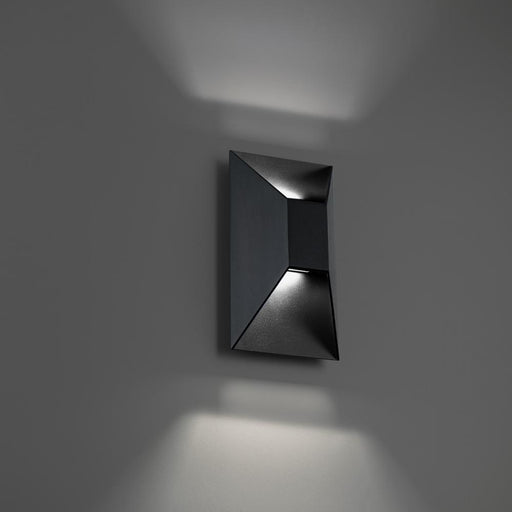 Modern Forms  Maglev Outdoor Wall Sconce Light