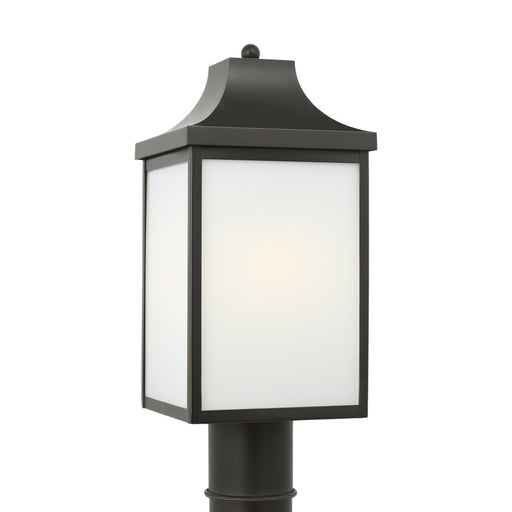 Saybrook Medium Post Lantern | GLO1051EN3/ANBZ